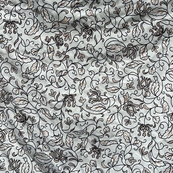 The Limited White & Tan Floral Print Pullover V-Neck 3/4 Sleeve Top Size XS - Picture 3 of 4